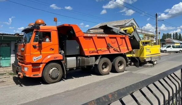 Кузбасс помогает благоустраивать Горловку