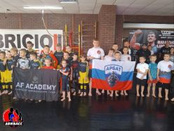     &#127479;&#127482;          -